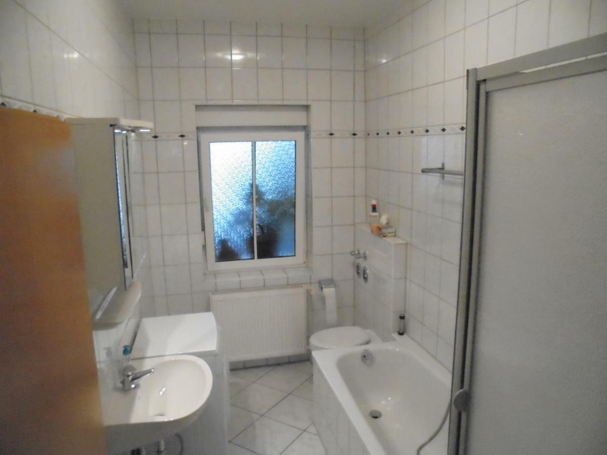 Ferienwohnung Mit Terasse 奥伯豪森 外观 照片